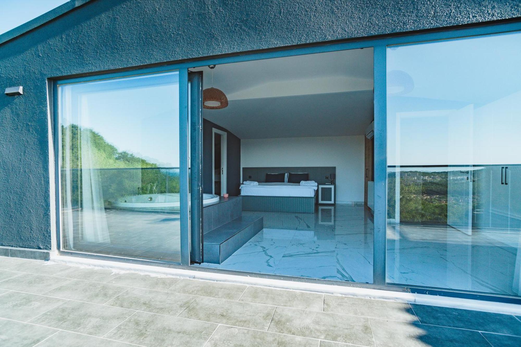 Royal Blue Istanbul - Luxury Villas Eksteriør billede